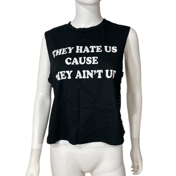 Charlotte Russe Black Sleeveless Metal Hoops Sides
New - Picture 3 of 6